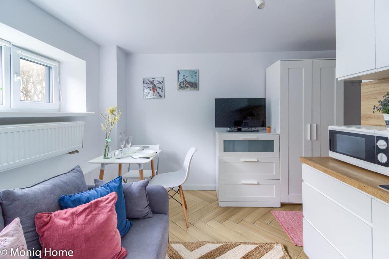 M&R Apartament Smart&Bright Batorego 16, Netflix, Free Wifi, Metro I Park Pole Mokotowskie, Stodola, Self Check-In, 5 Minut Od Centrum Warschau Buitenkant foto