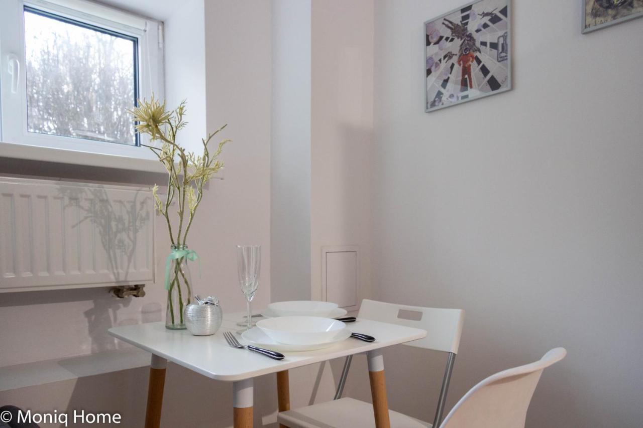 M&R Apartament Smart&Bright Batorego 16, Netflix, Free Wifi, Metro I Park Pole Mokotowskie, Stodola, Self Check-In, 5 Minut Od Centrum Warschau Buitenkant foto